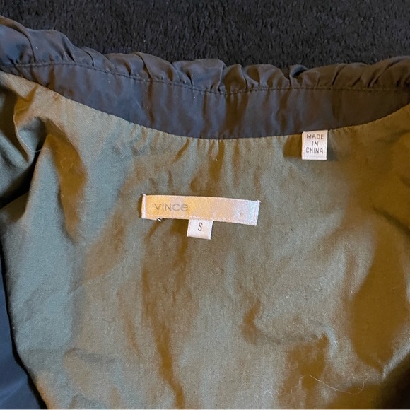 Vince  Zip Up Jacket with Bubble Hem Sleeves 3/4 women’s small drawstring collar - Picture 7 of 9